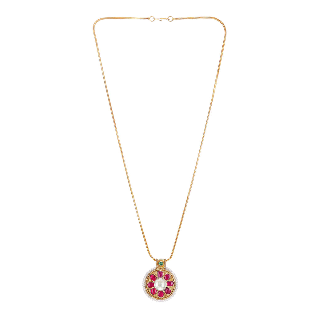 Noor 22 K Gold Plated Round Kundan Pendant