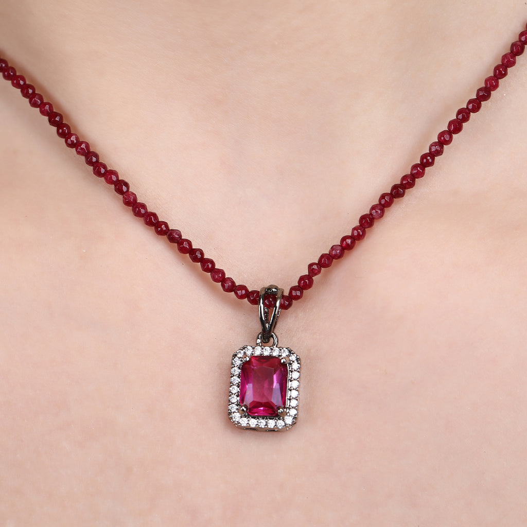 Anika Zircon Pendant Set