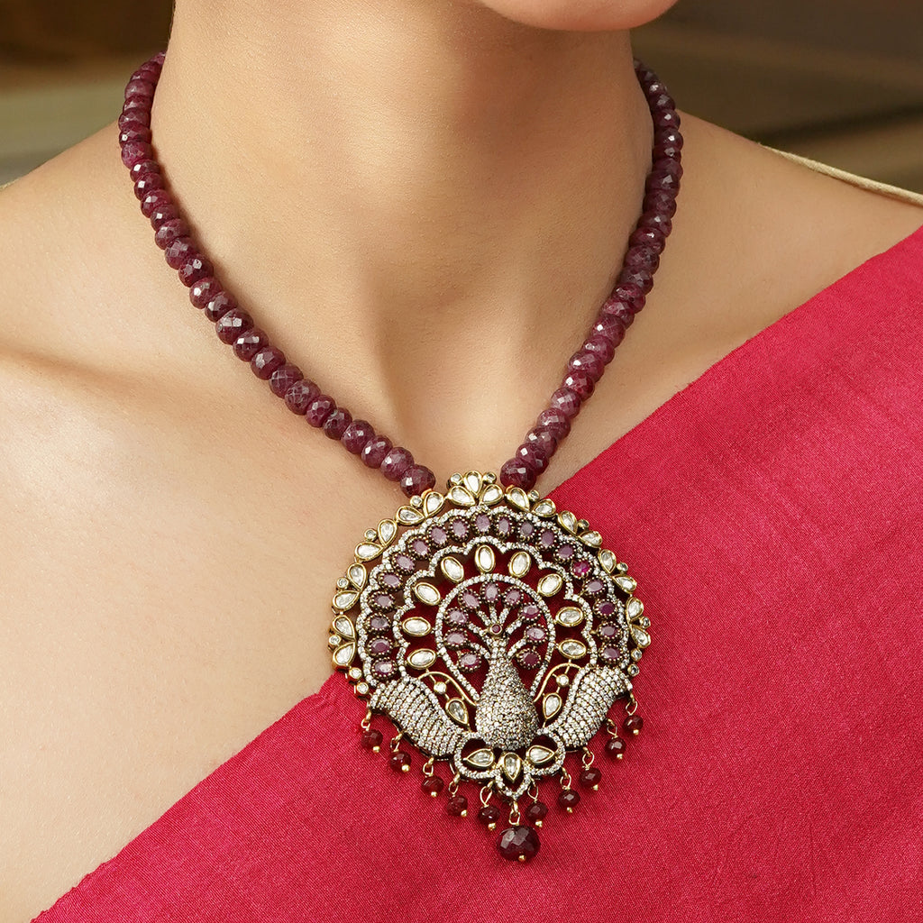 Pratipali Pendant