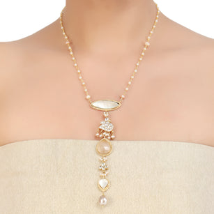 NIDA NECKLACE