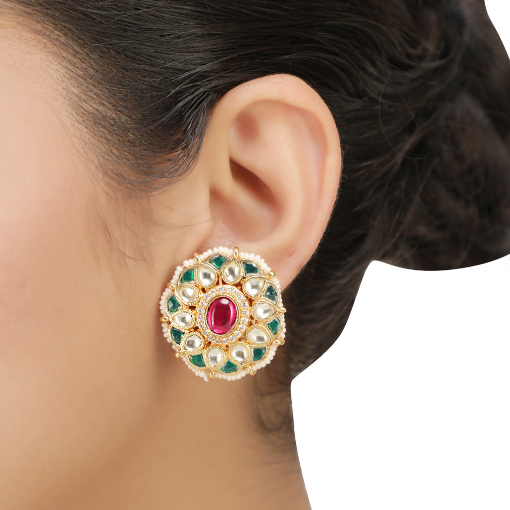 SANKRANTI KUNDAN CHAND EXCLUSIVES PENDANT SET