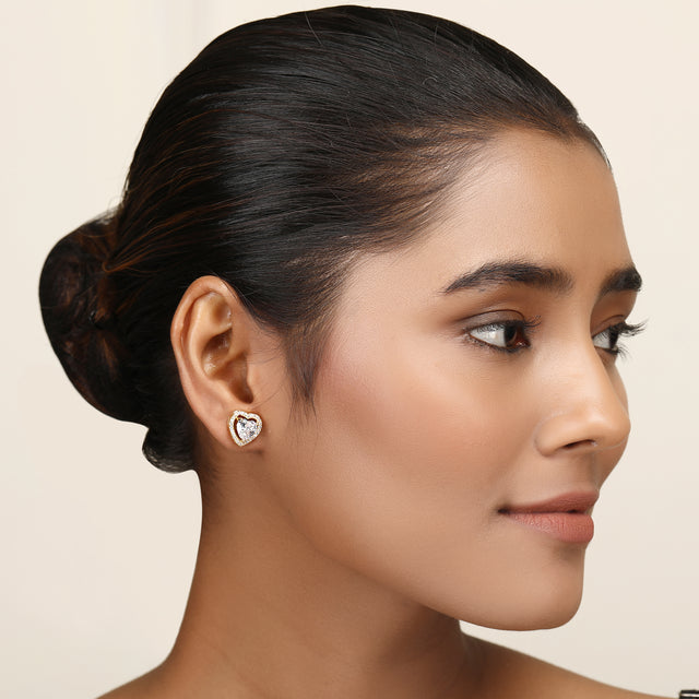 Nikhit Solitaire Earring
