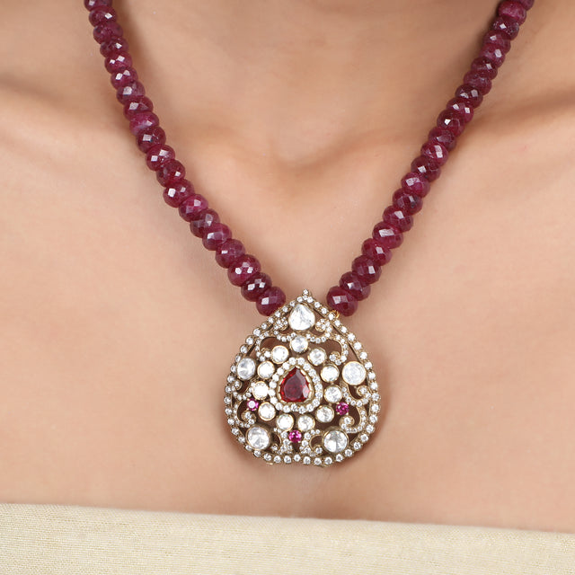 AMRITA NECKLACE