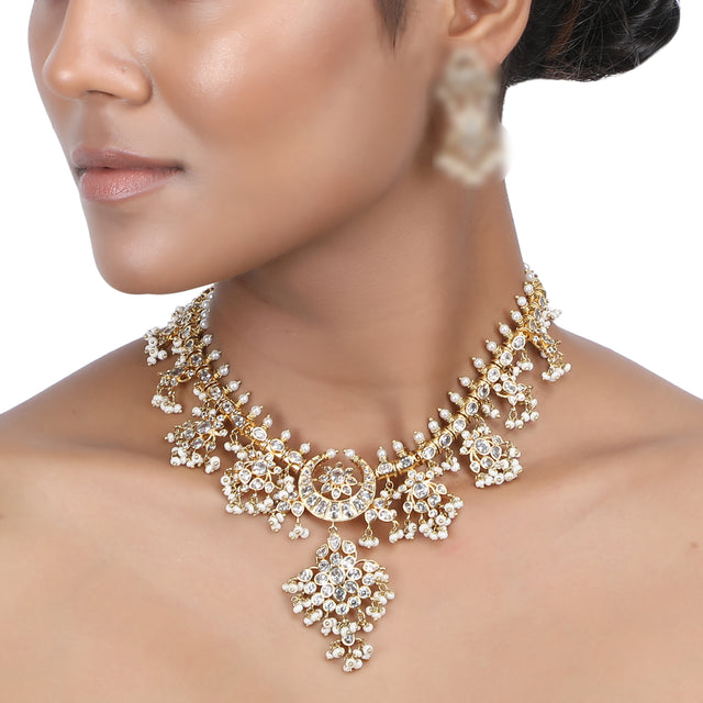 Aaruniti Necklace