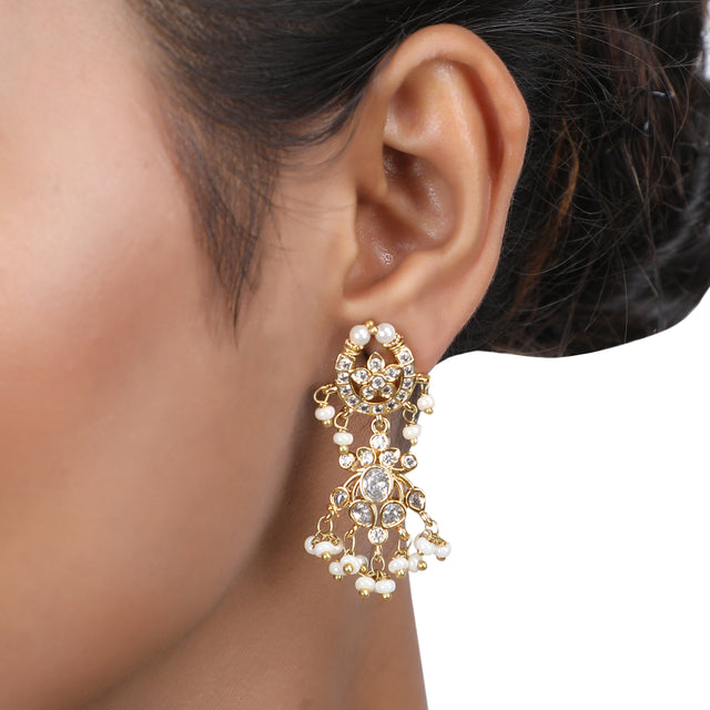 Aaruniti Earring