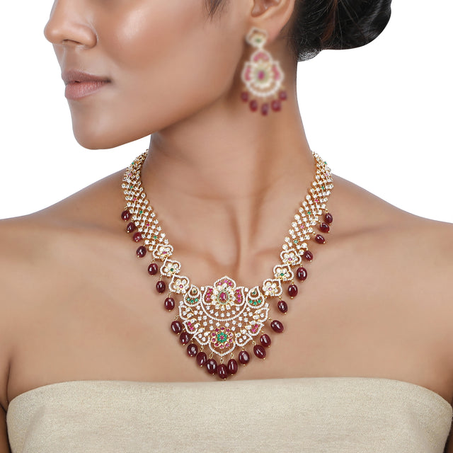 Parineeti Necklace