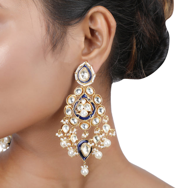 Shweta earring