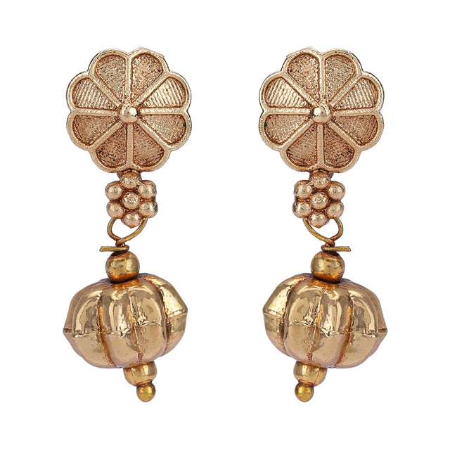 Aashi Earring