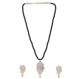 Karuna Warnaja Zircon Pendant Set