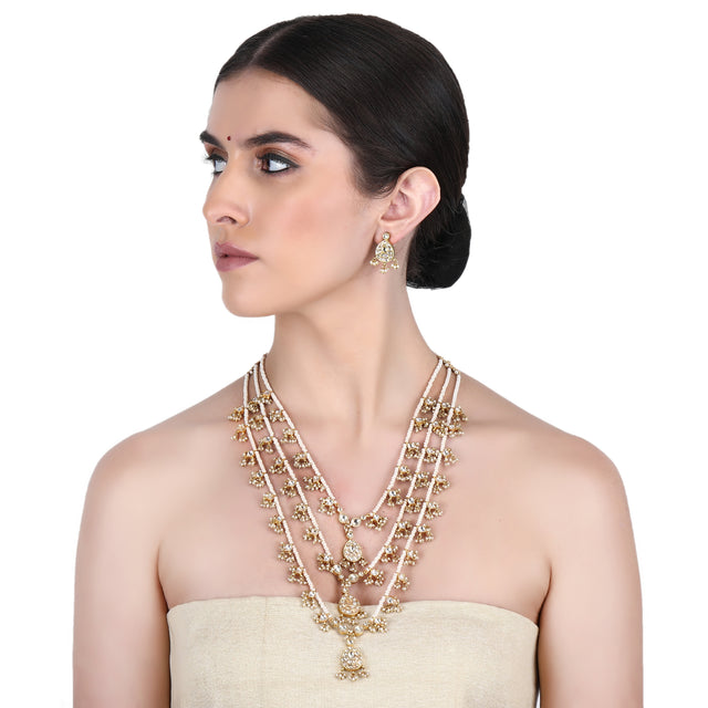 Megha Collection Yanya Kundan Necklace Set