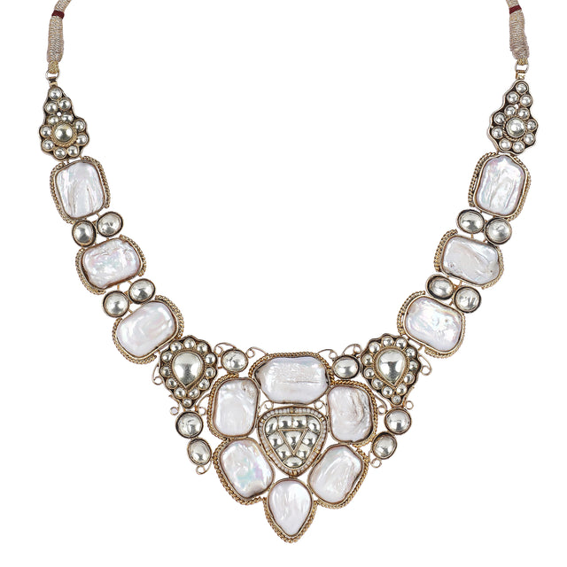 Aadarshini Long Necklace