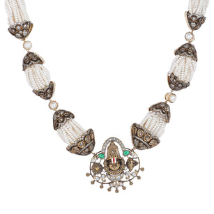 Tanvi Necklace