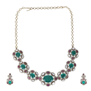 Omira Necklace Set