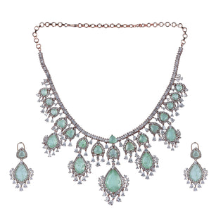 Tihana Necklace Set
