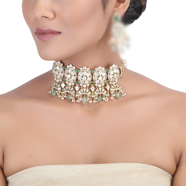 Sahasra CHOKER