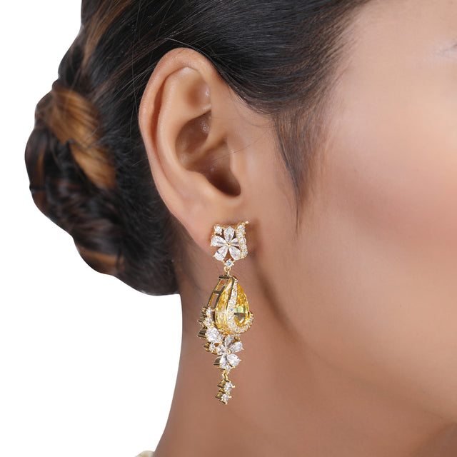 Naina EARRING