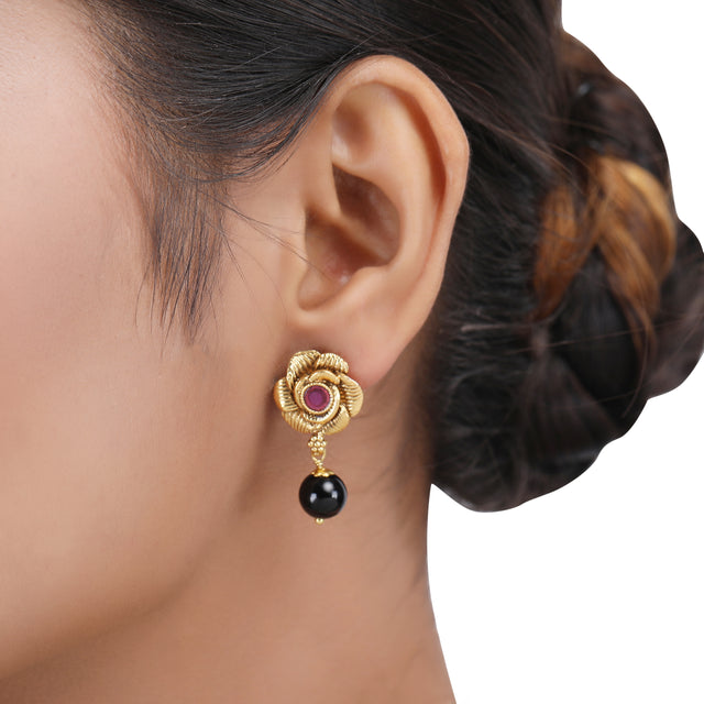 Divyansi EARRING