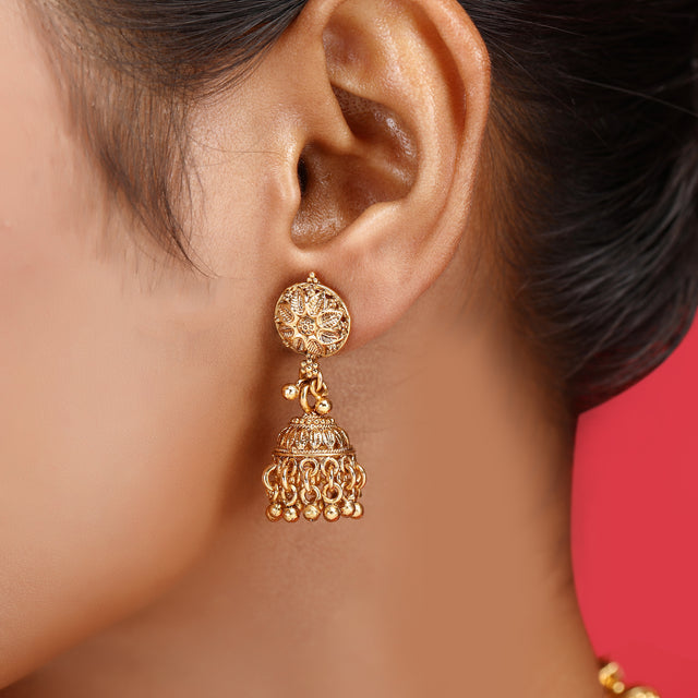 Swarnam - Gold Strings Aishwarya Necklace Set