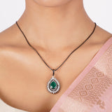 Black Nyra Aarvi Pendant Set