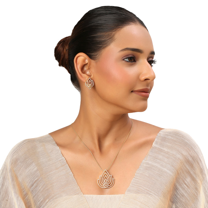 22k Gold Plated Sundari Durgavati Pendant Set