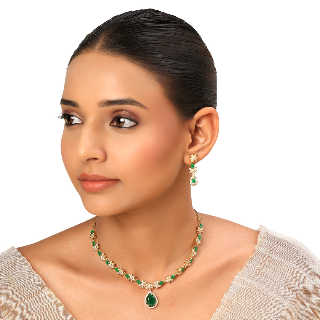 22k Gold Plated Sundari Mrinala Necklace Set