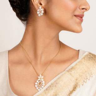 22k Gold Plated Ridhi Ankura Pendant Set