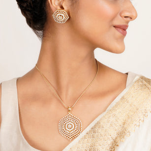 22k Gold Plated Ridhi Ratna Pendant Set