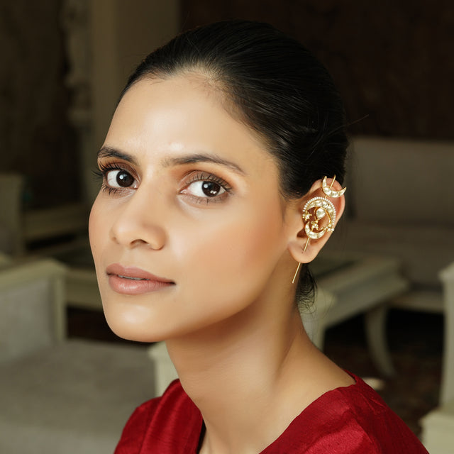 Esha 22k Gold Plated Earpin