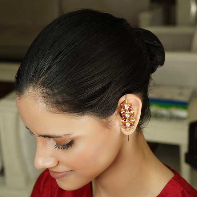 Eshika 22k Gold Plated Earpin