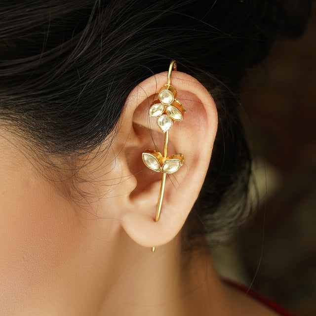 Eshita 22k Gold Plated Earpin