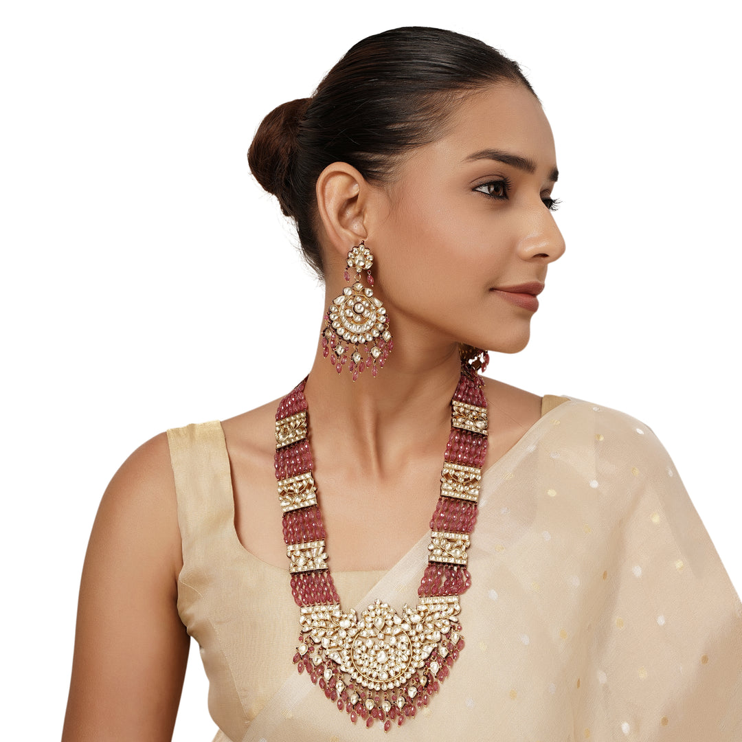 Gaurangi Necklace Set