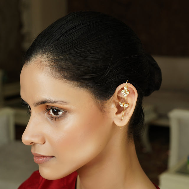 Eshita 22k Gold Plated Earpin