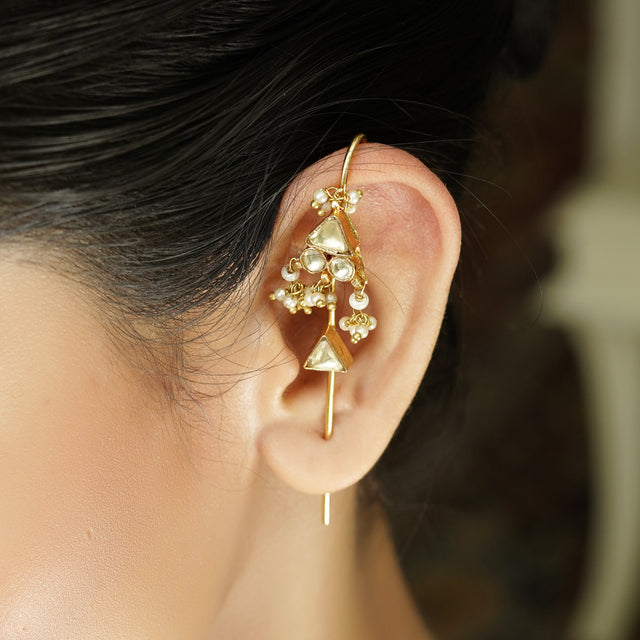 Kumkum  22k Gold Plated Earpin