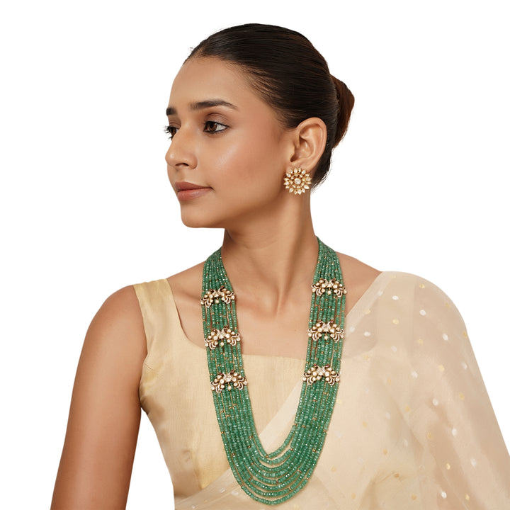 Aadrita Necklace Set