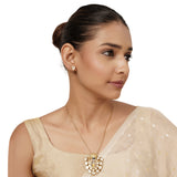 Pranidhi Pendant Set