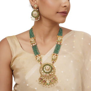 Priyalika Necklace Set