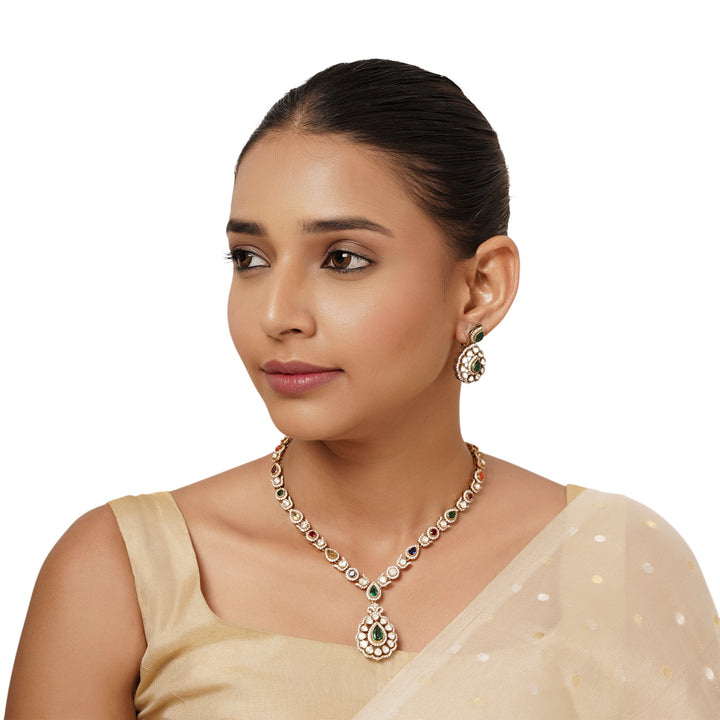 Smayra Necklace Set