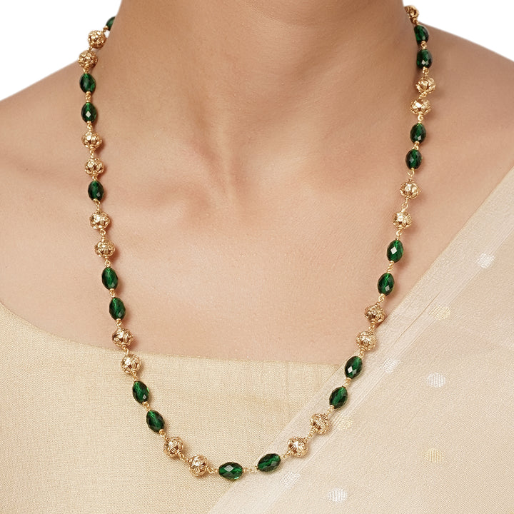 Vibha Necklace Set