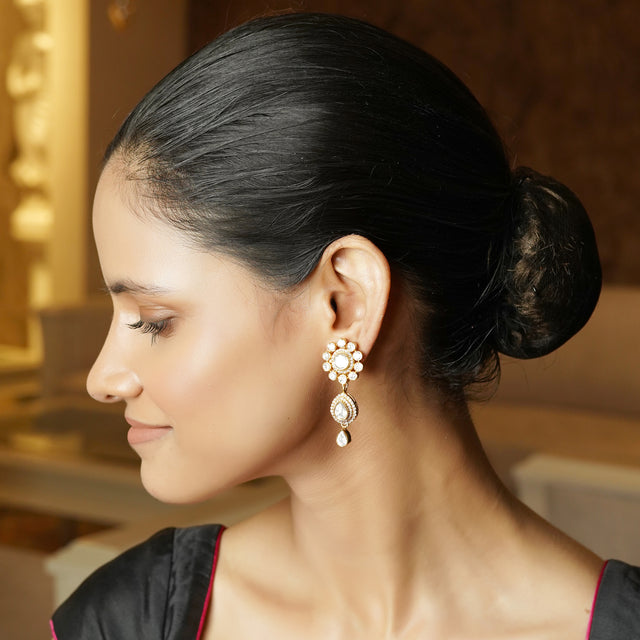 Bhavini 22k Gold Plated Earring