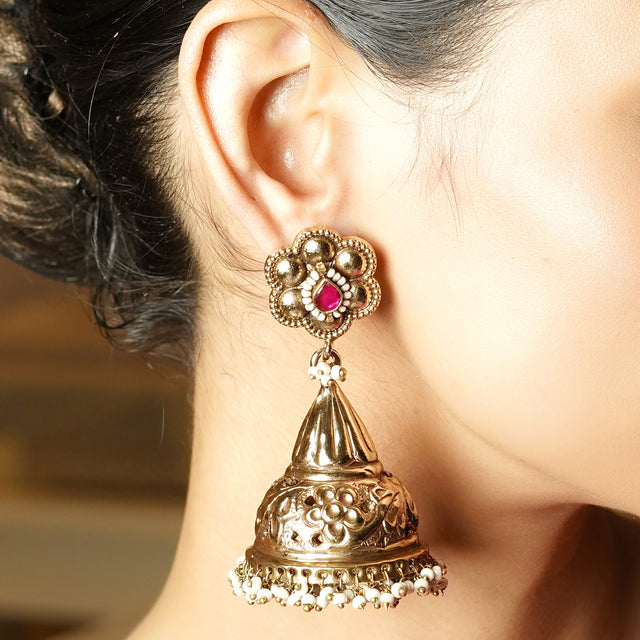 Mugdha 22k Gold Plated Earring