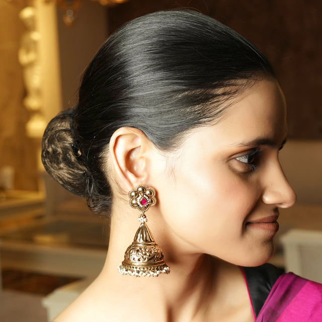 Mugdha 22k Gold Plated Earring