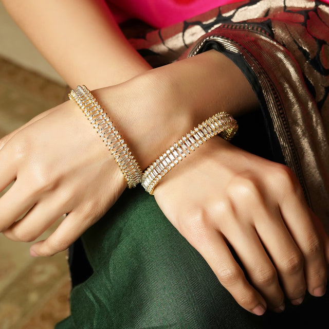 Niharika 22k Gold Plated Bangle