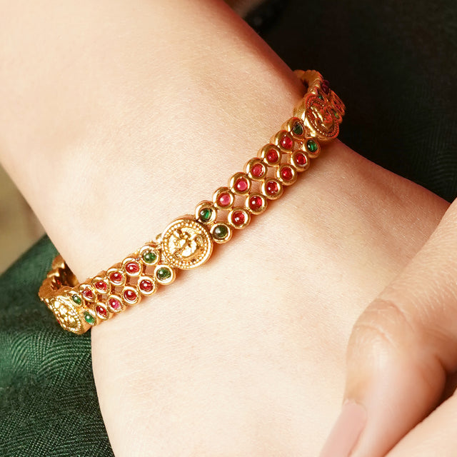 Osha 22k Gold Plated Bangle