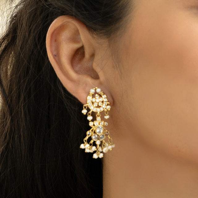 Aaruniti Earring