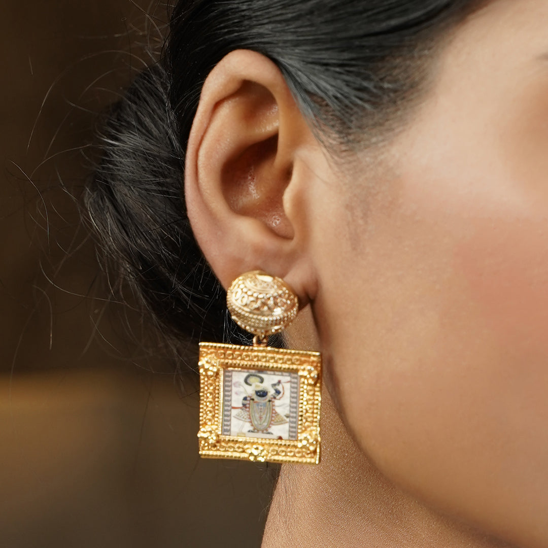 Tahiliani 22k Gold Plated Necklace Set