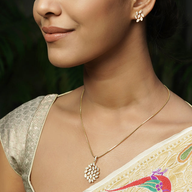 22k Gold Plated Avantika Pendant Set