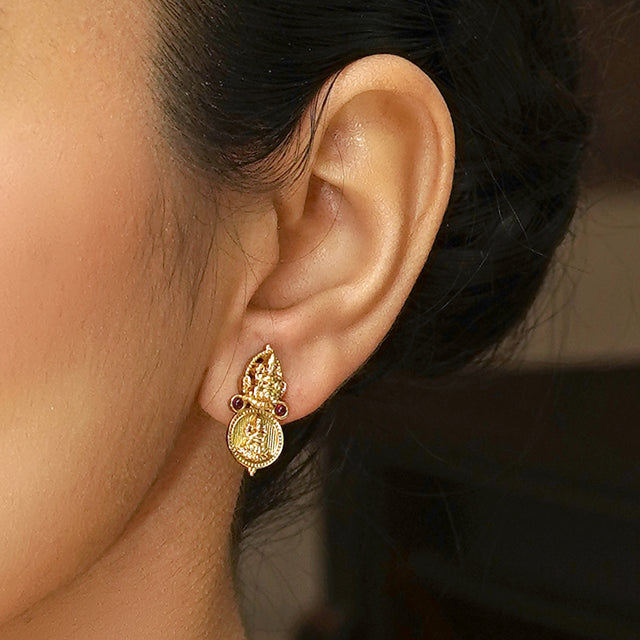 Charvi Earring