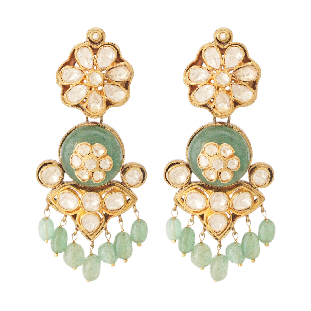 Avyukta Necklace Set