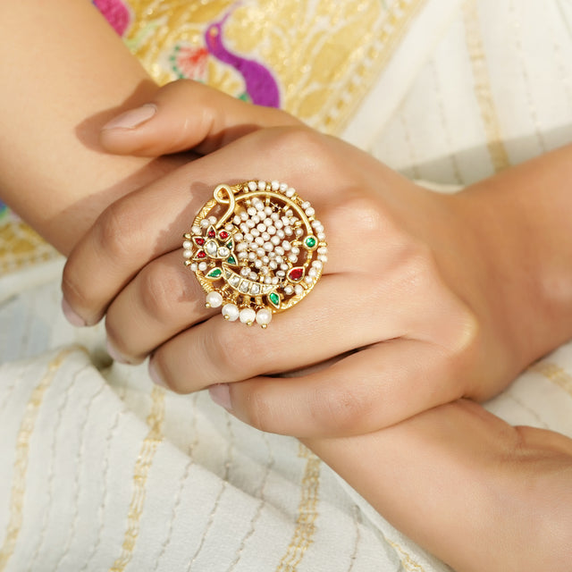 Sankranti Tear Kundan Ring