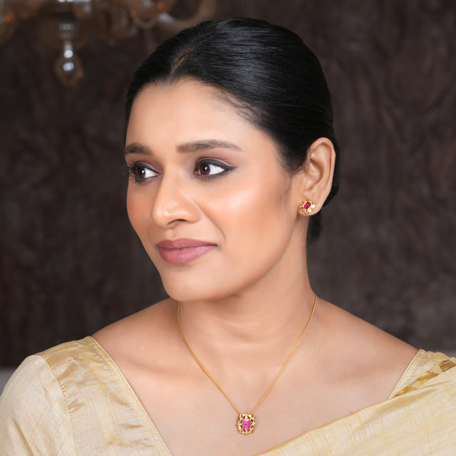 22k Gold Plated Amolya Vedhika Pendant Set
